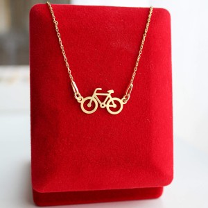 Złoty Naszyjnik z Rowerem