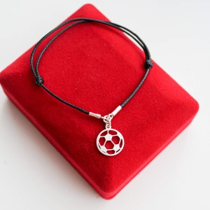 Srebrna Bransoletka z Piłką Nożną na Sznurku