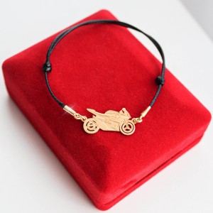 Złota Bransoletka z Motocyklem na Sznurku