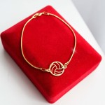 Złota Bransoletka z Piłką do Siatkówki na Łańcuszku