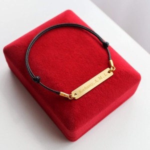 Złota Bransoletka z Podłużną Blaszką na Sznurku Grawer